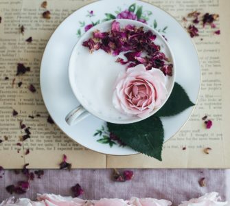 image of How to make rose petal tea easy receipe