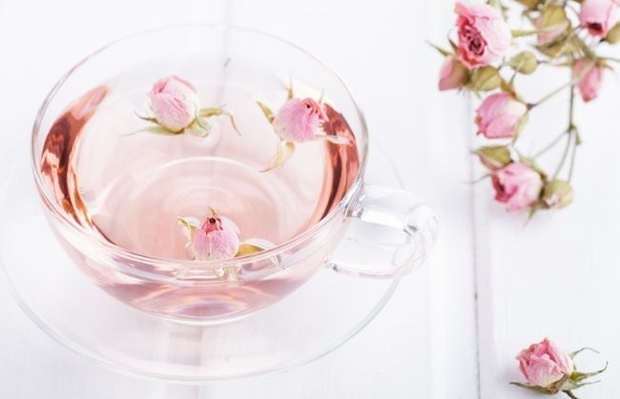 image of rose water spray used in the kitchen