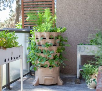 stackable planters